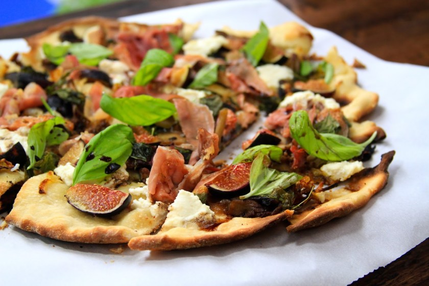 Fig and Prosciutto Flatbread with Balsamic Reduction